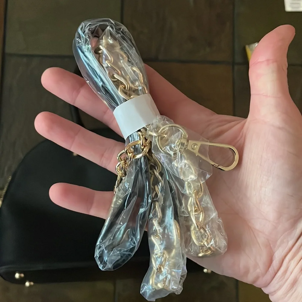 Bebe Black Bag -zip top closure gold hardware removable shoulder strap- - Picture 8 of 15